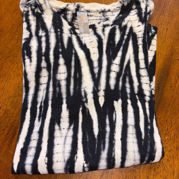 Annie Turbon Black and White Tie-Dye Top high end designer size large - Picture 3 of 7